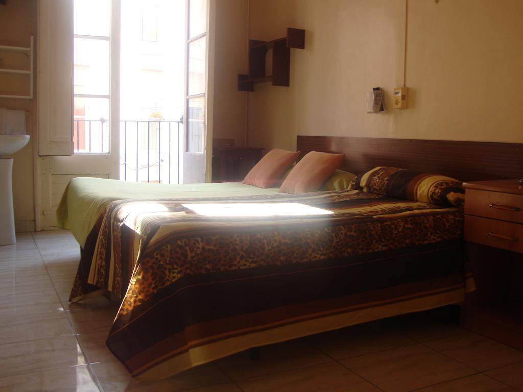 Hostel Turisol Barcelona Quarto foto